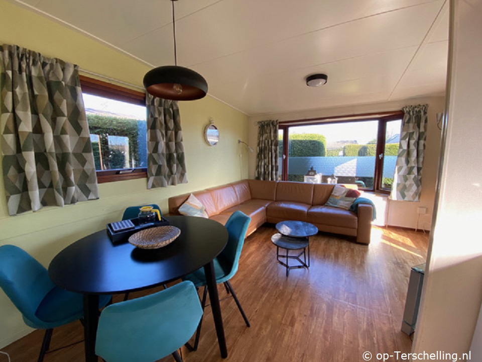 Budget Bungalow 4